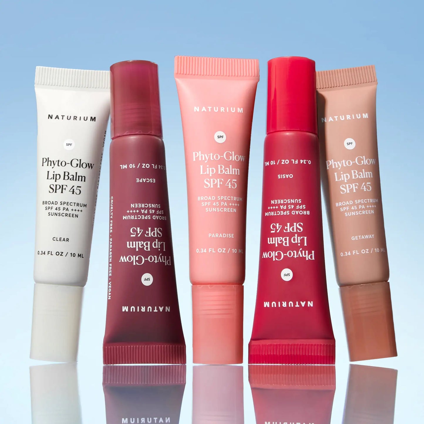 phyto-glow-lip-balm-spf-45-paradise-i4 phytoglowSPF_6428-crop_e42f22ee-3306-4482-900d-842d95848406.webp